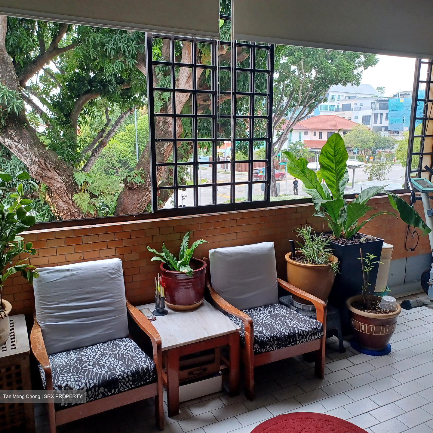 Uni Building (D15), Apartment #635977351